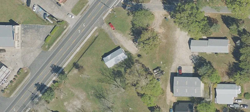 1213 Main St