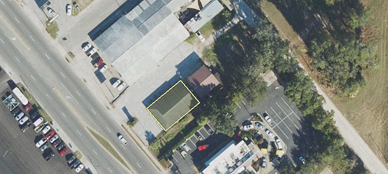 1517 Young Blvd