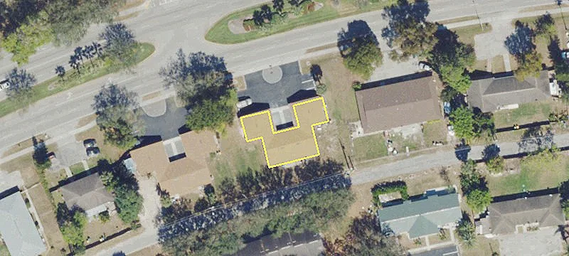 4616 Golden Gate Pkwy