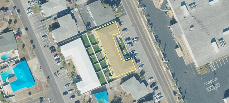 2525 Oleander Ave