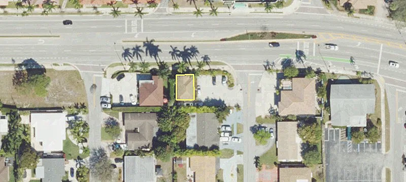 824-828 Hillsboro Blvd