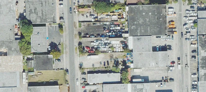 216 2nd Ave