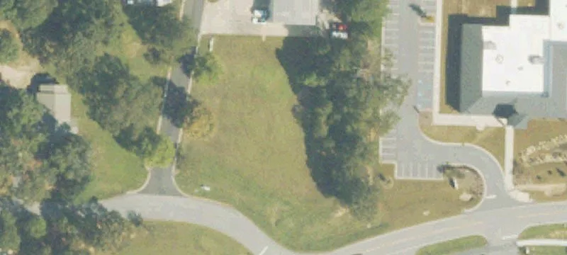 105 Howell Rd