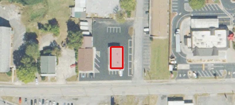 1142 Main St