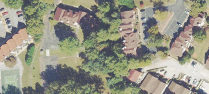 327 Brucken Strasse, Unit 305