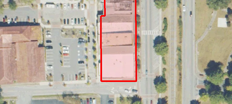 128 Main St