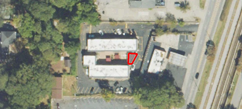 3533 Main St