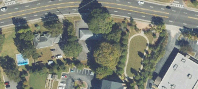 5165 Lavista Rd