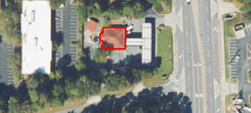 8340 Roswell Rd