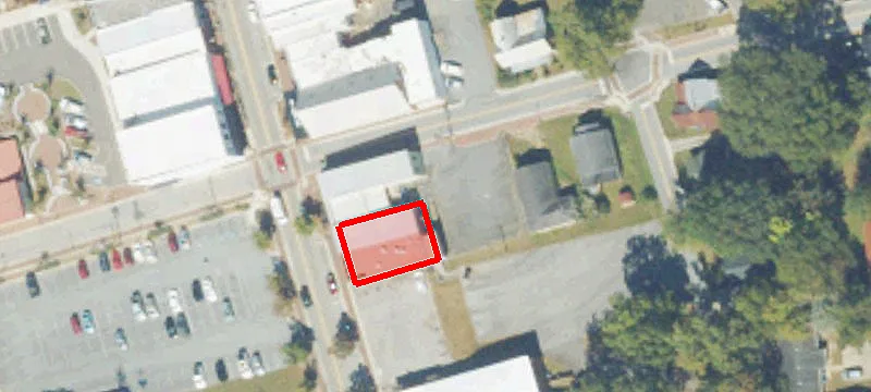 300 Main St