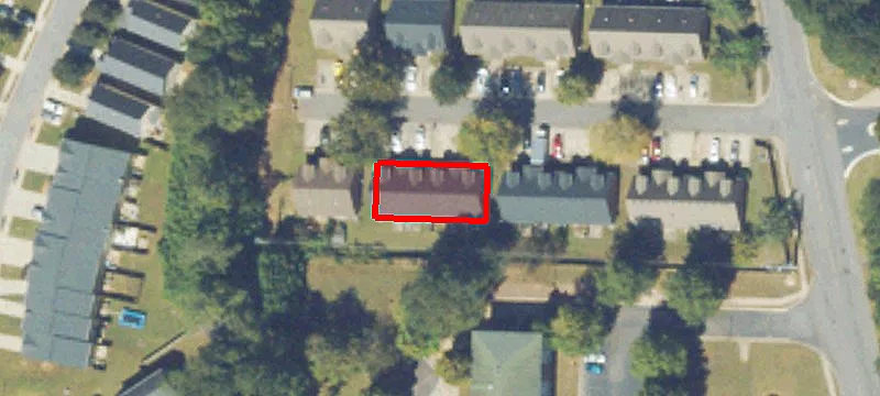 600 Rosehip Ln
