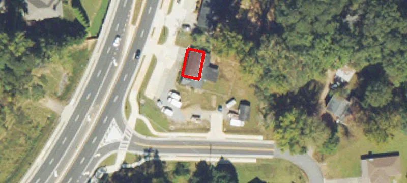 4498 Lk Acworth Dr