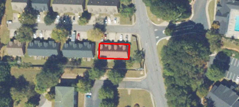 200 Rosehip Ln