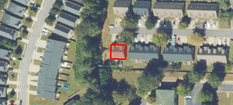 800 Rosehip Ln