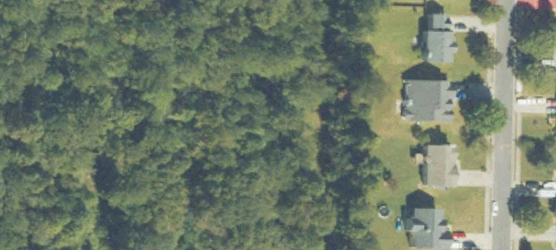 90 Parkland Dr