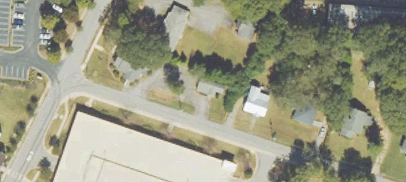 84 Hood St