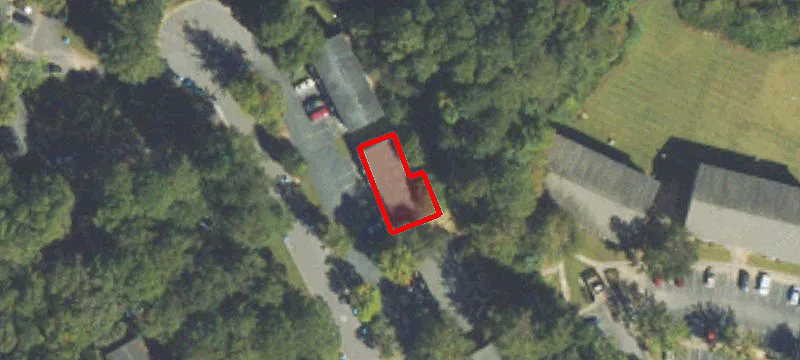 2102 Beaver Spgs Ln