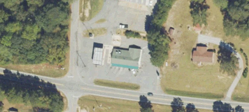 7051 Newnan Rd