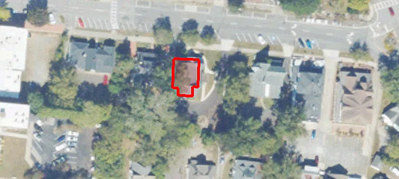 321 Main St