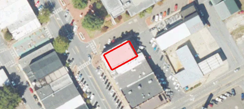44 Main St