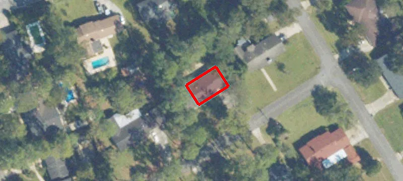 702 Pine Ridge Dr