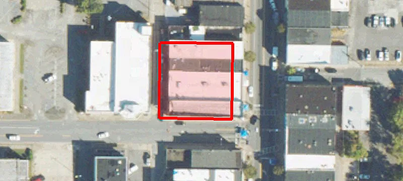 318 Main St