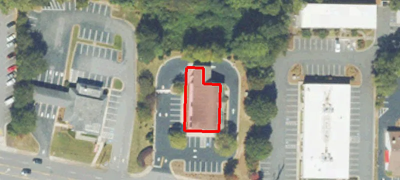 4895 Lowr Roswell Rd