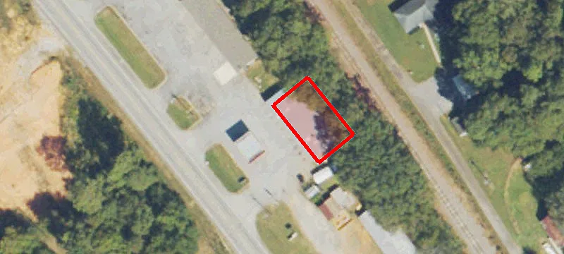 1069 Main St