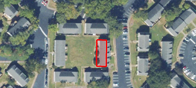 1202 Wexford Hls SE Pkwy