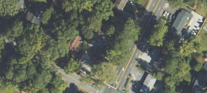 2496 Beverly Hls Dr