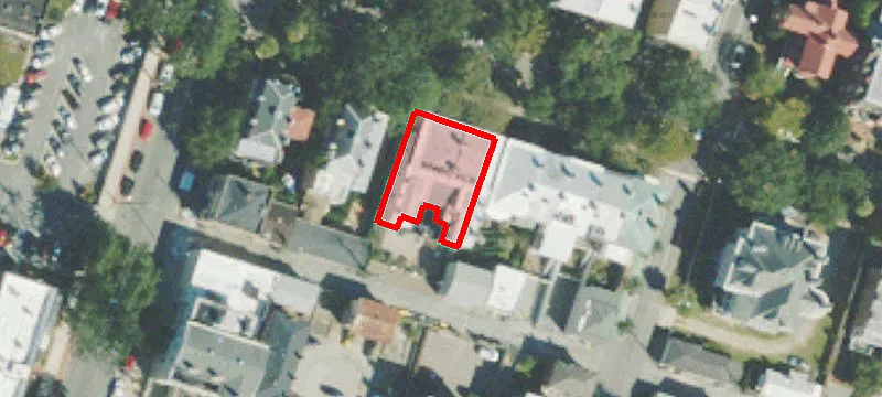 211 Gaston St