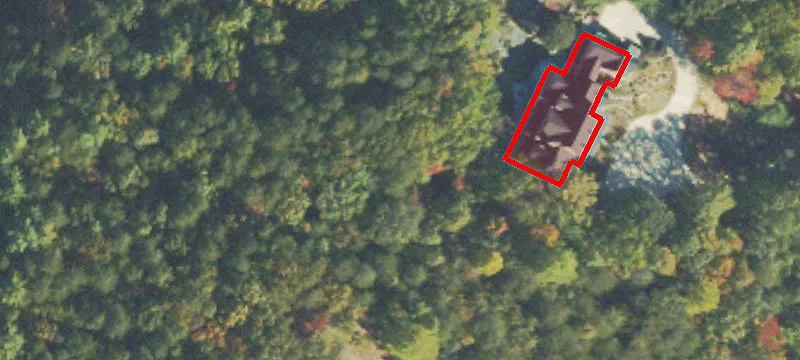 77 Old River Rd