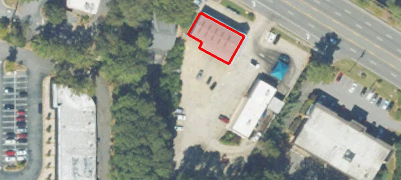 1577 Holcomb Brg Rd