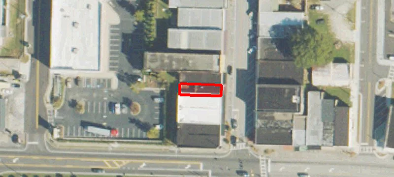 110 Head Ave