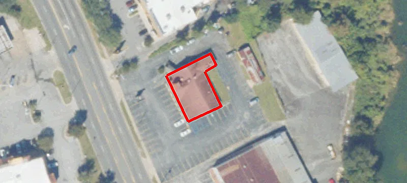 2614 Pinetree Blvd