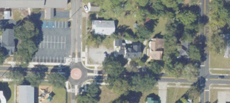 209 5th SE Ave