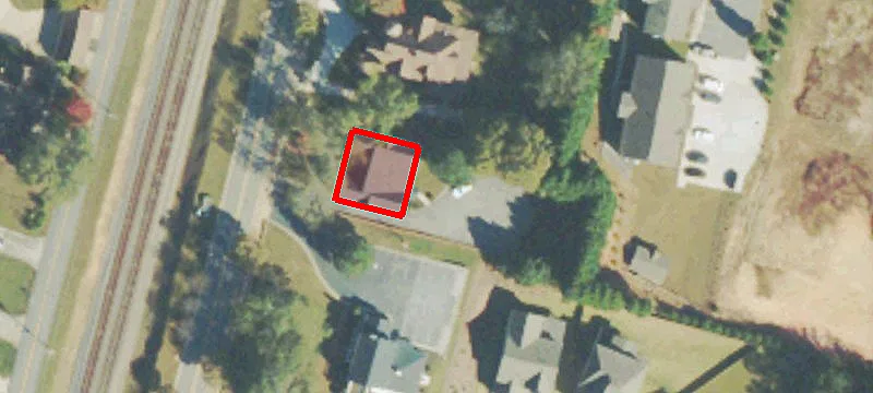 445 Main St