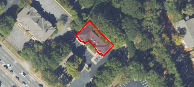 936 Holcomb Brg Rd