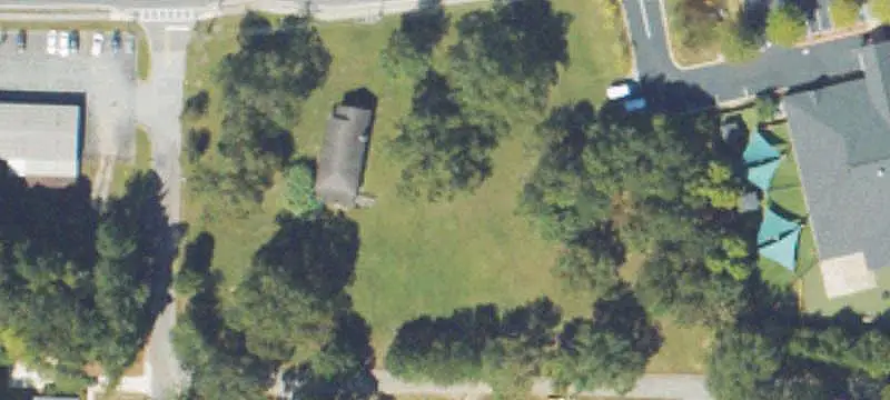 10 Veterans Memorial SE Hwy