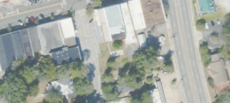 3918 Main St