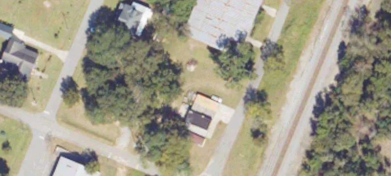403 Railroad Ave