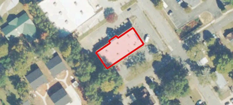 582 Central Ave