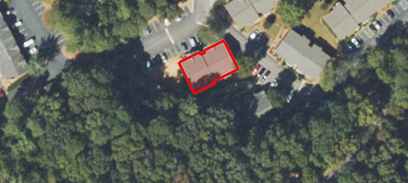 7901 Roswell Rd