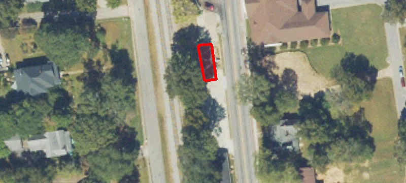 868 Main St