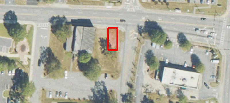 740 Main St