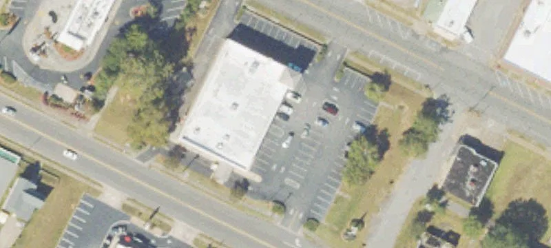 305 Main St