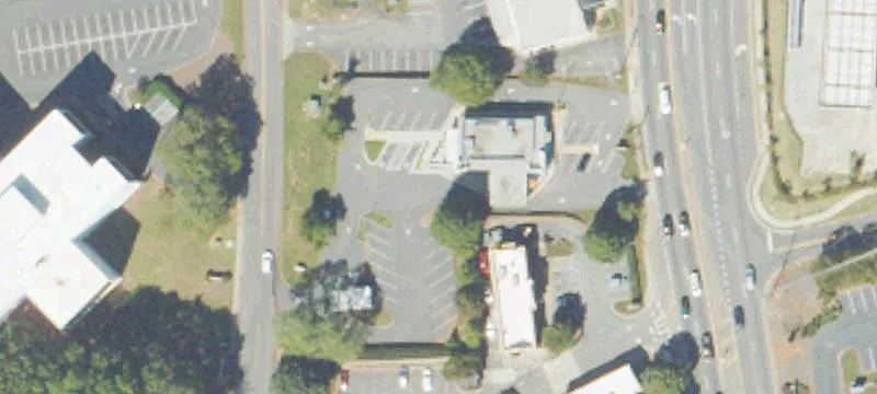 827 Church NE St