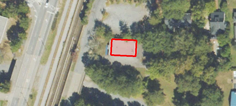 3504 Main St
