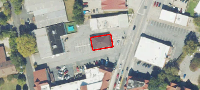 8 Clarendon Ave