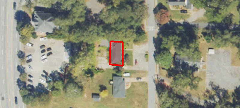 305 Lee St